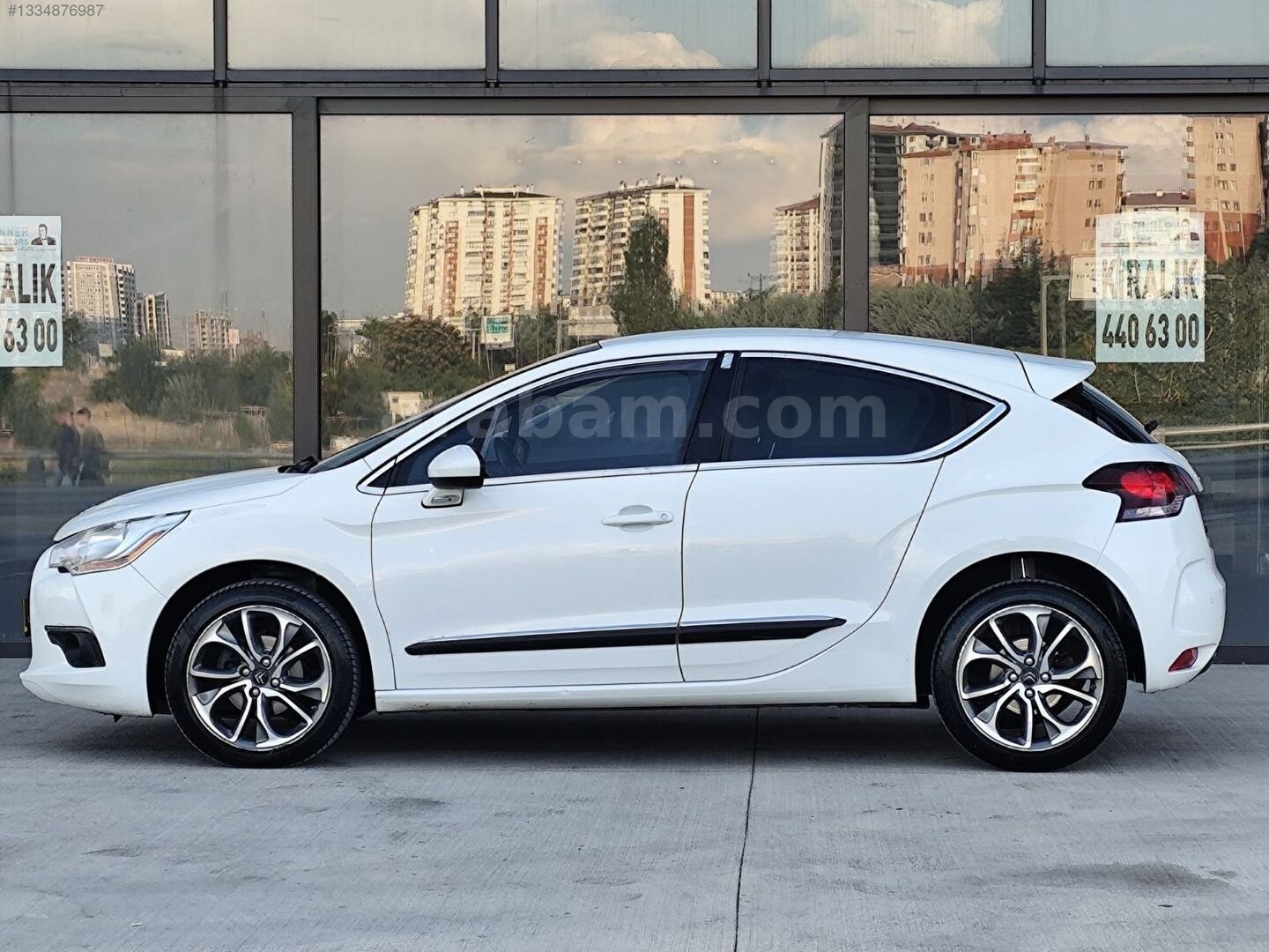Galeriden DS Automobiles DS4 1.6 e-HDi D-Sport 2014 Model Ankara 200.000 km Beyaz 5