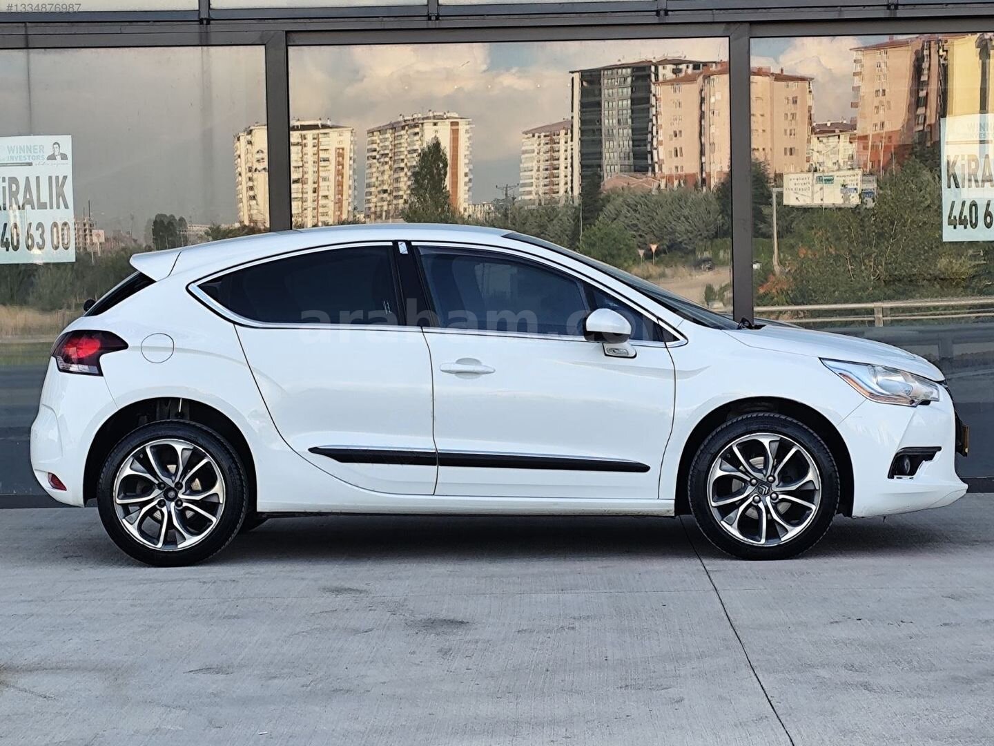Galeriden DS Automobiles DS4 1.6 e-HDi D-Sport 2014 Model Ankara 200.000 km Beyaz 4