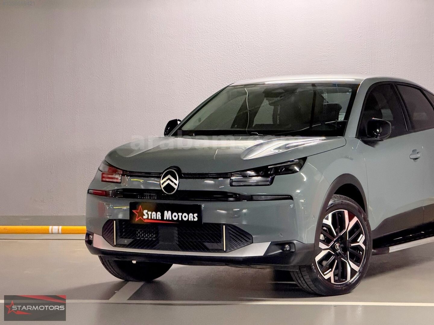 Galeriden Citroen C4 X 1.2 PureTech Max 2025 Model İstanbul 18.896 km Yeşil 2