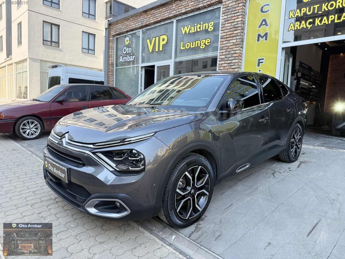 OTO AMBAR'DAN 2024 CITROEN E-C4X SHINE BOLD UZUN MENZİL