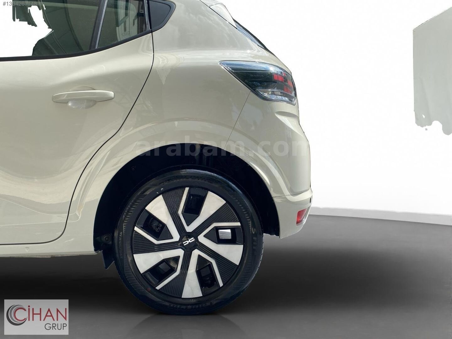 RENEW CİHAN PLAZA DACİA SANDERO 1.0 TCE EXPRESSİON HATASIZ 7