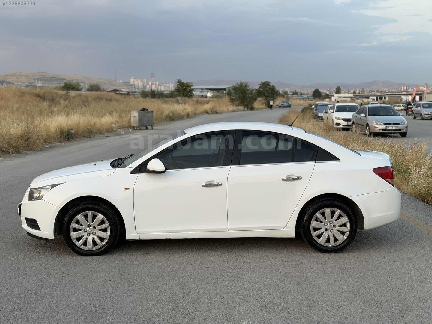 ÜNAL | MASRAFSIZ ÇELİK SÜBOBLU TESLA EKRAN GERİ GÖRÜŞ KAMERA 2