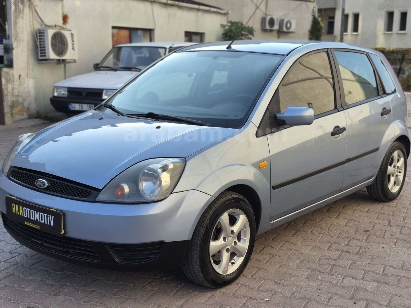 Galeriden Ford Fiesta 1.4 TDCi Comfort 2005 Model Sakarya 295.000 km Mavi 4
