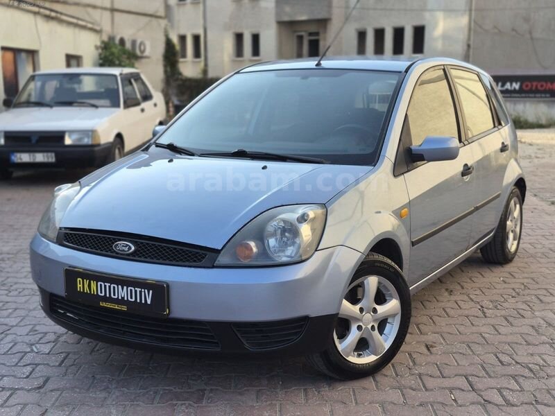 Galeriden Ford Fiesta 1.4 TDCi Comfort 2005 Model Sakarya 295.000 km Mavi