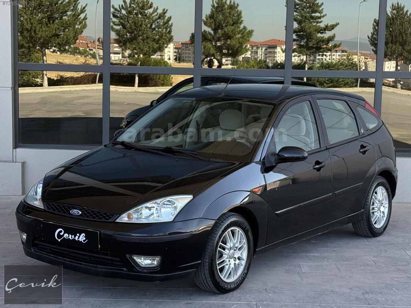 **DEĞİŞENSİZ**FORD FOCUS 1.6 GHİA**213.000KM** 6