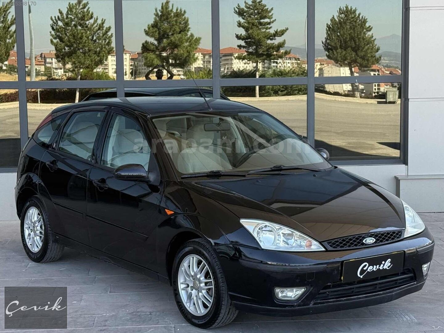 **DEĞİŞENSİZ**FORD FOCUS 1.6 GHİA**213.000KM** 4