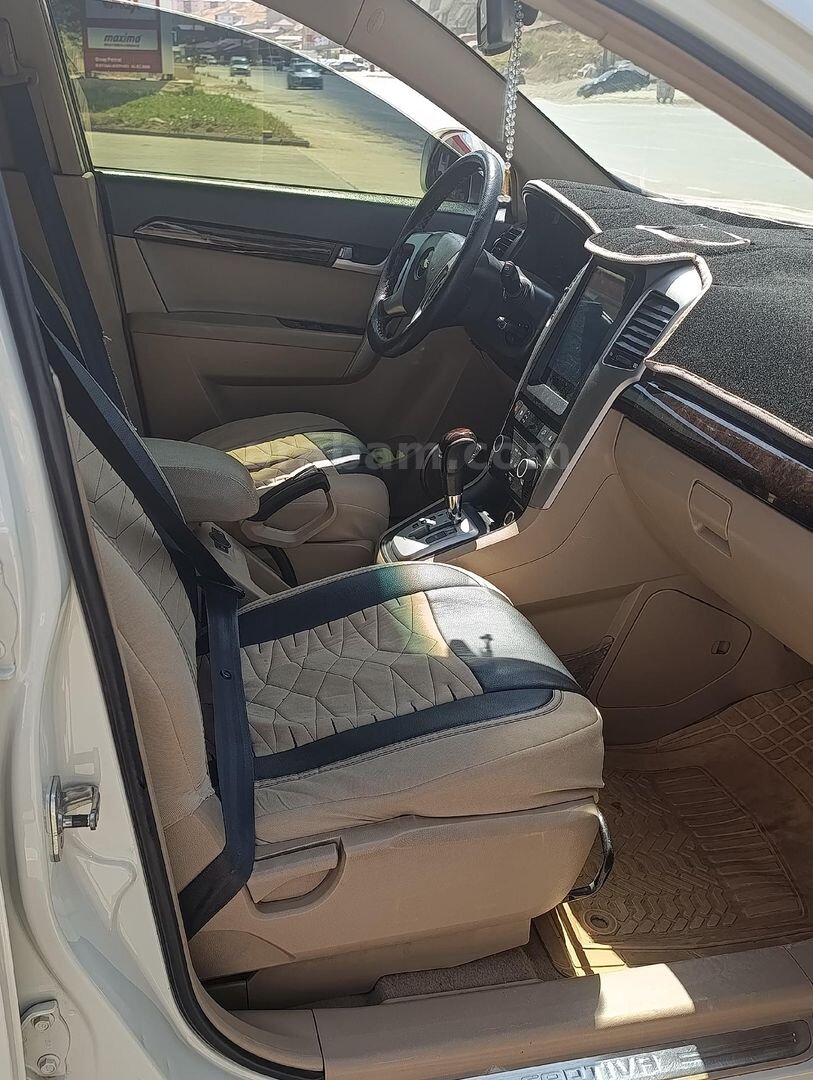 Sahibinden Chevrolet Captiva 2.0 D LT High 2011 Model Hakkari 220.000 km Beyaz 6