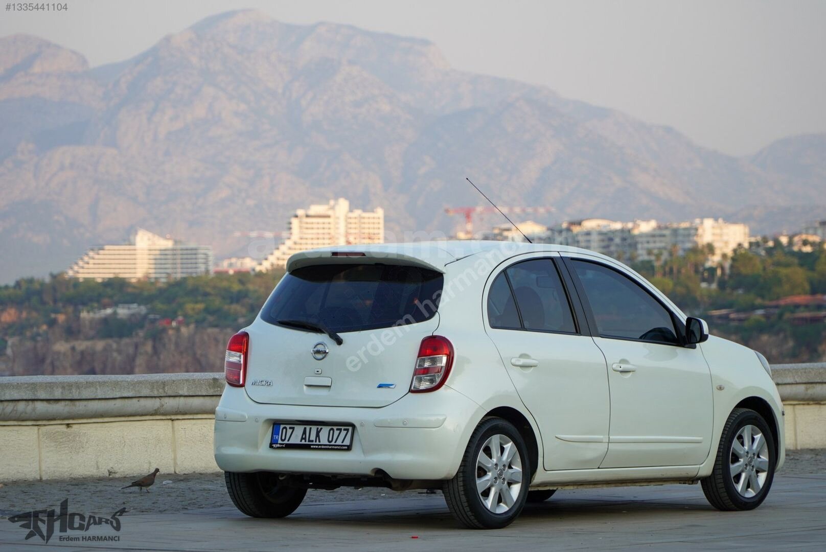 ERDEM'den 2011 Nissan Micra 1,2CVT Platinum Beyaz-Siyah CamTvnlı 6