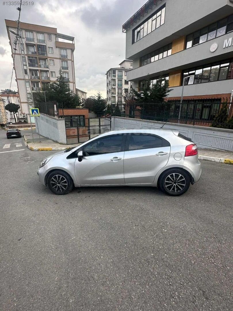 ELIT 01 AUTO'DAN BAKIMLI MASRAFSIZ KİA RİO 4