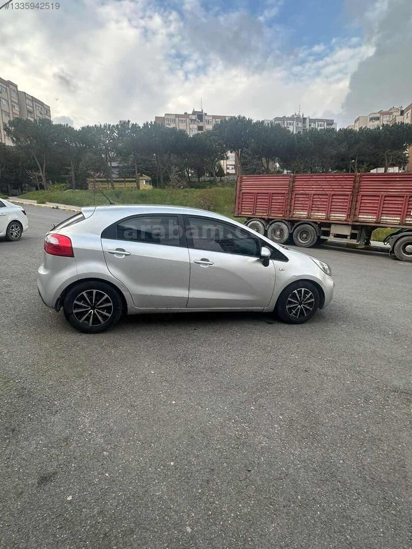 ELIT 01 AUTO'DAN BAKIMLI MASRAFSIZ KİA RİO 5