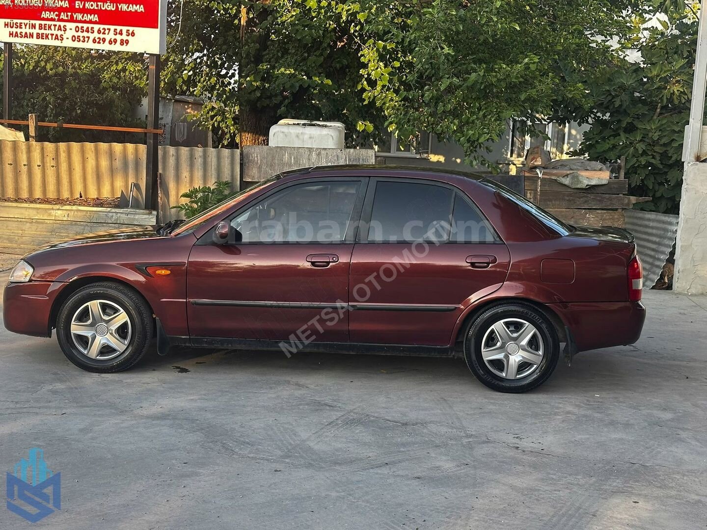 MAZDA 323 FAMILLIA 1.5 DOCH MOTOR 4