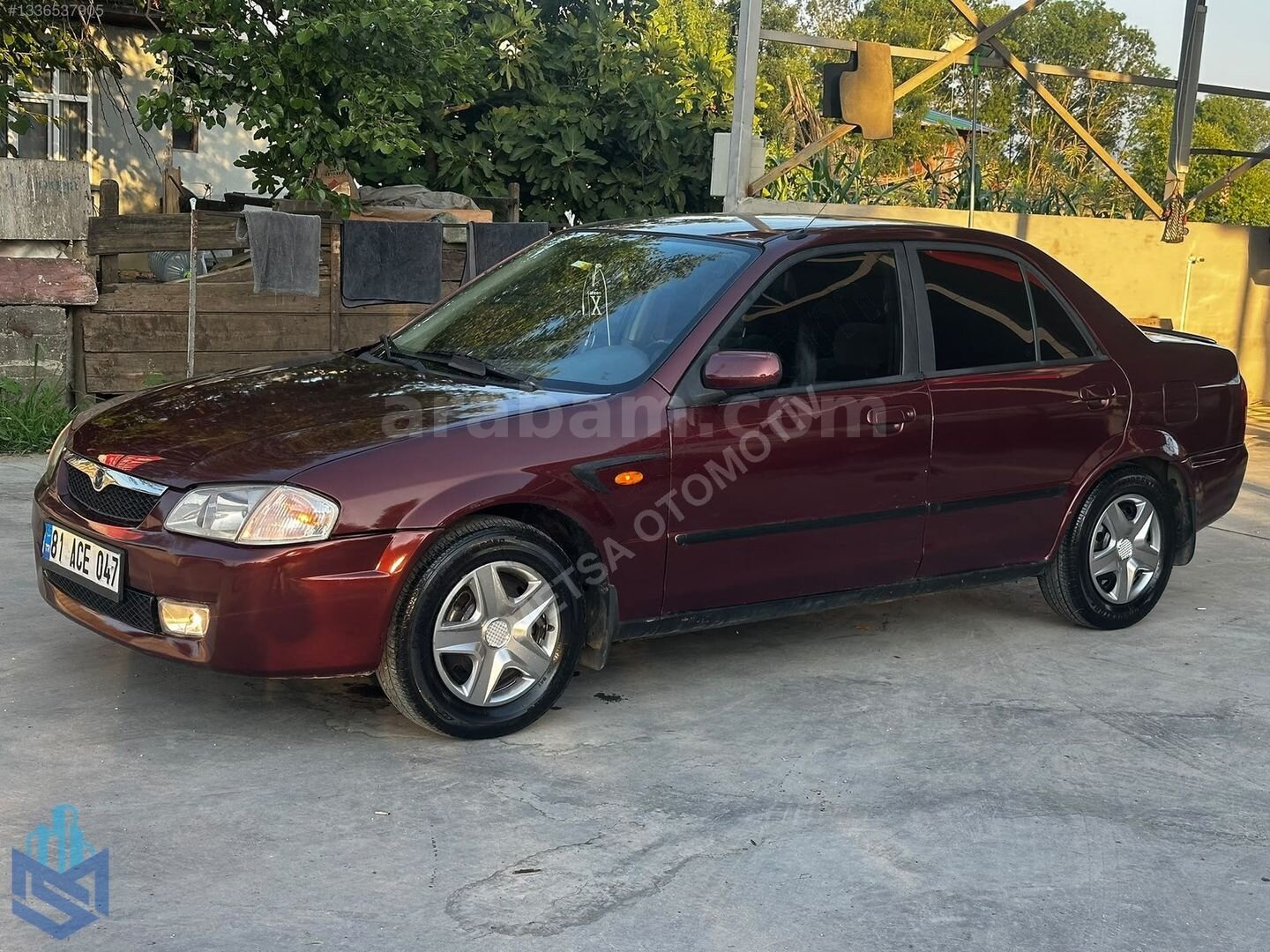 MAZDA 323 FAMILLIA 1.5 DOCH MOTOR 1