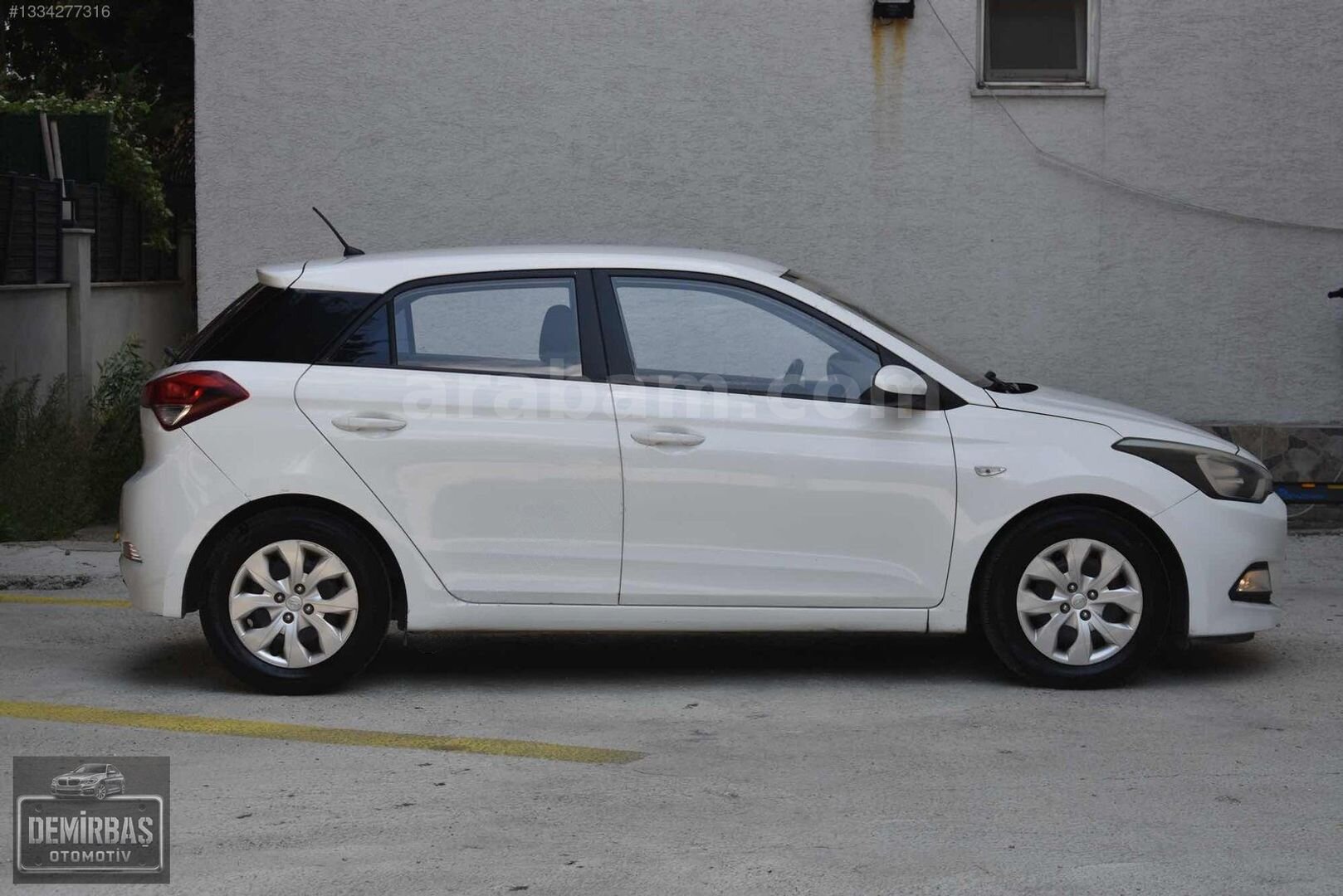 Galeriden Hyundai i20 1.4 CRDi Jump 2016 Model İstanbul 165.000 km Beyaz 5