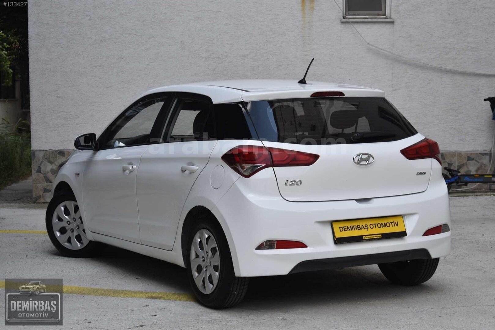 Galeriden Hyundai i20 1.4 CRDi Jump 2016 Model İstanbul 165.000 km Beyaz 6