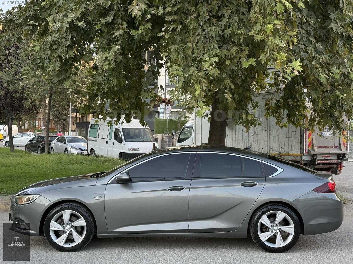 Galeriden Opel Insignia 1.6 CDTI Grand Sport Enjoy 2017 Model İstanbul 252.490 km Füme 2