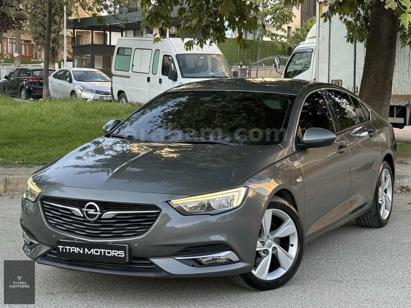 Galeriden Opel Insignia 1.6 CDTI Grand Sport Enjoy 2017 Model İstanbul 252.490 km Füme 1