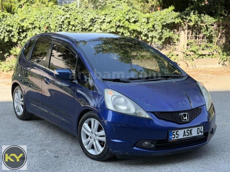 2009 MODEL - OTOMATİK VİTES - CAM TAVAN - HONDA JAZZ FUN
