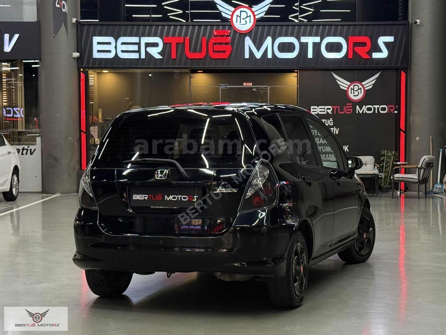BERTUĞ MOTORS'DAN 230 BİN PEŞİNAT İLE - HONDA JAZZ OTAMATİK 5
