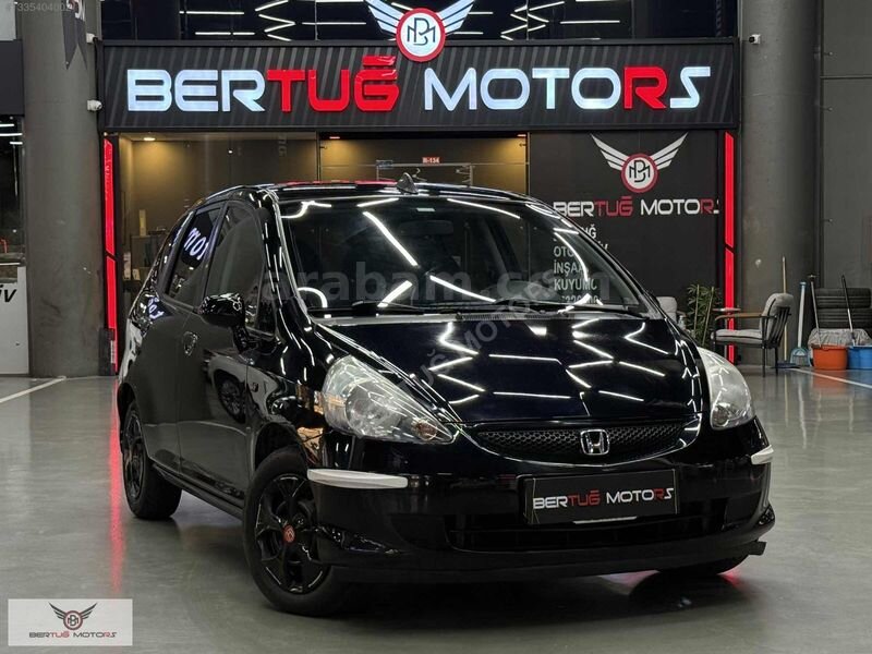 BERTUĞ MOTORS'DAN 230 BİN PEŞİNAT İLE - HONDA JAZZ OTAMATİK