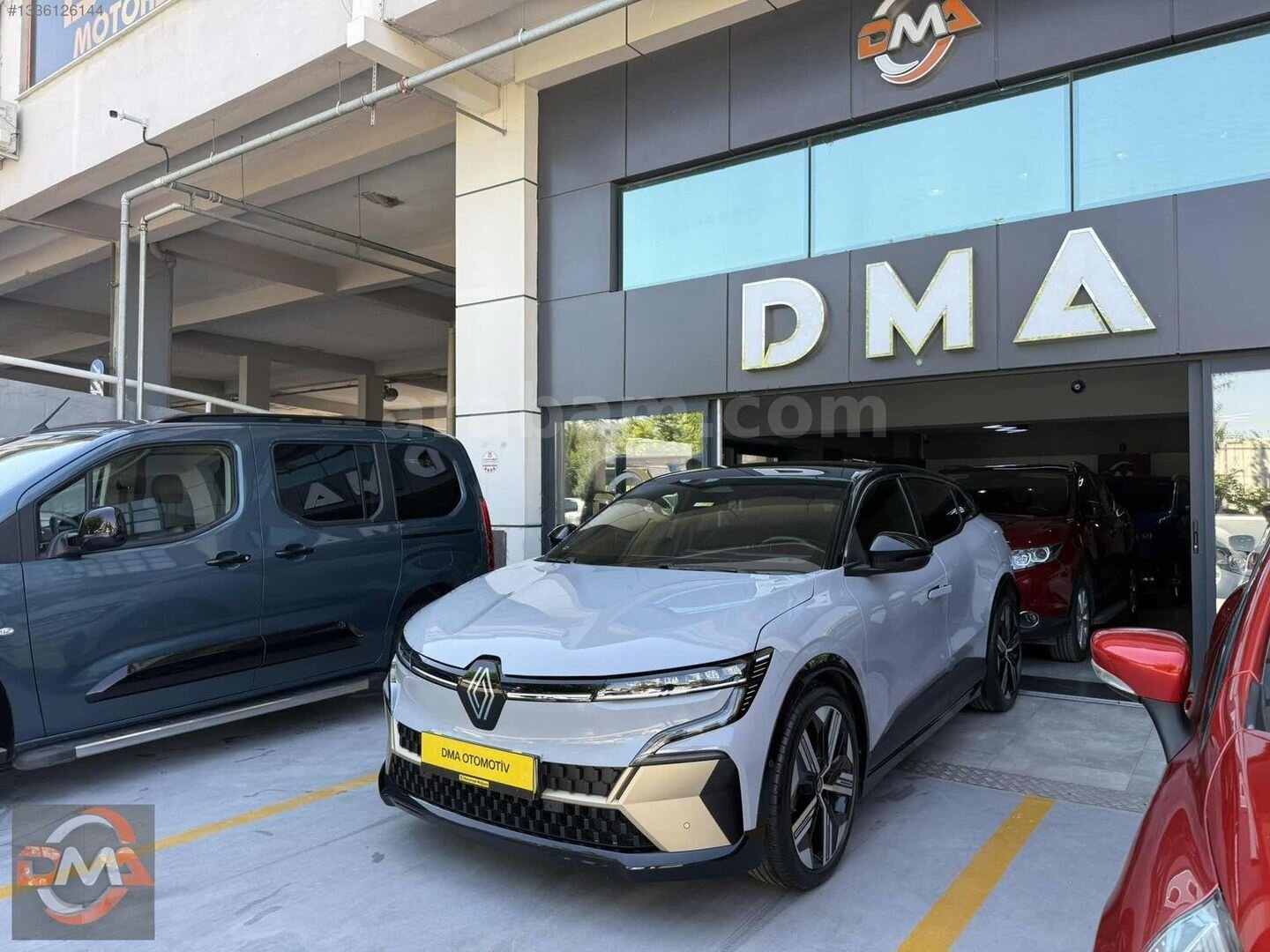 Galeriden Renault Megane E-Tech Iconic 2023 Model İzmir 82.000 km Gri 3
