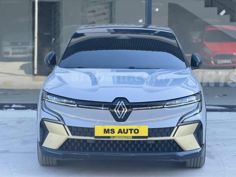 Galeriden Renault Megane E-Tech Iconic 2023 Model Osmaniye 75.000 km Gri