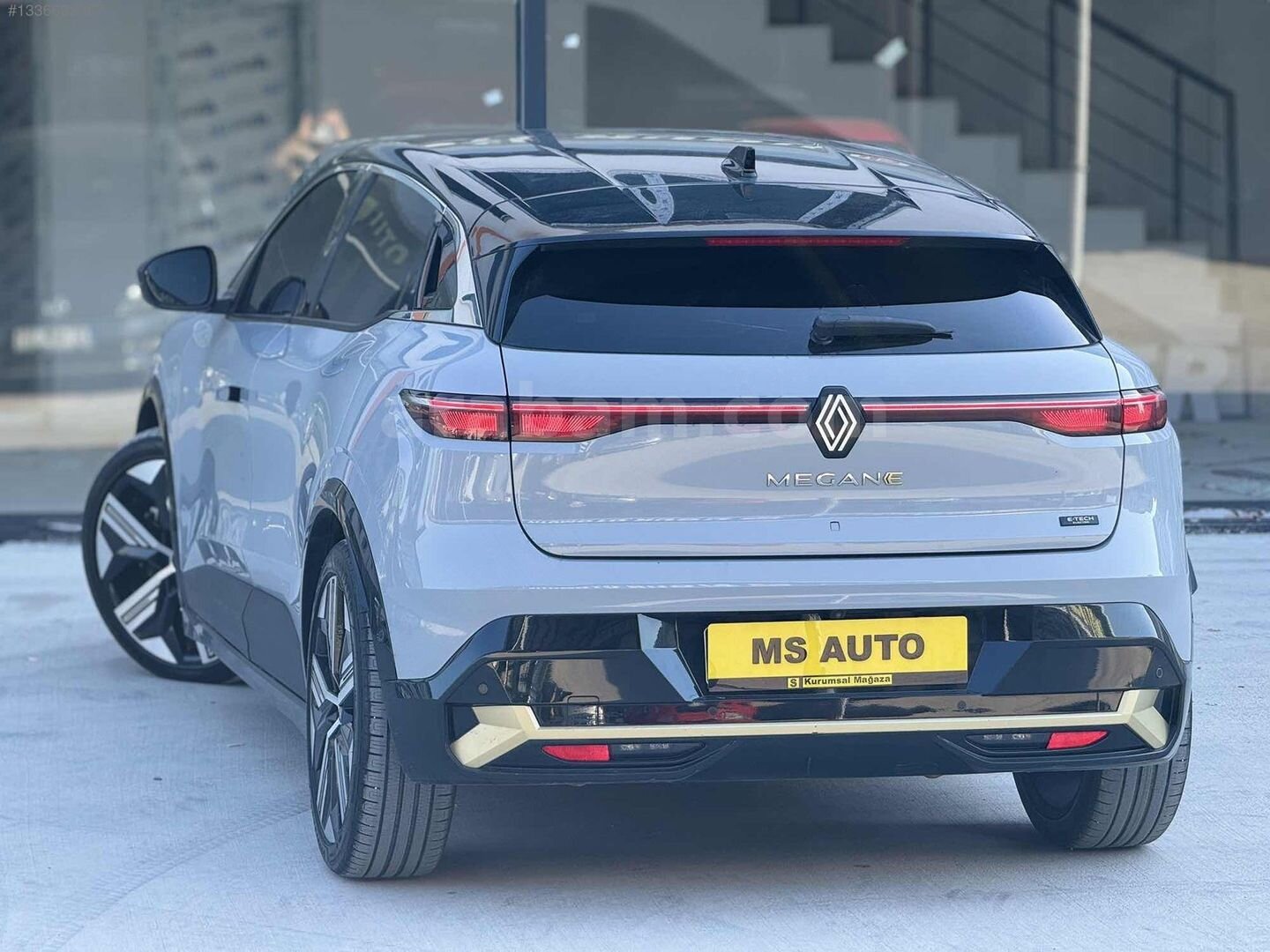 Galeriden Renault Megane E-Tech Iconic 2023 Model Osmaniye 75.000 km Gri 5