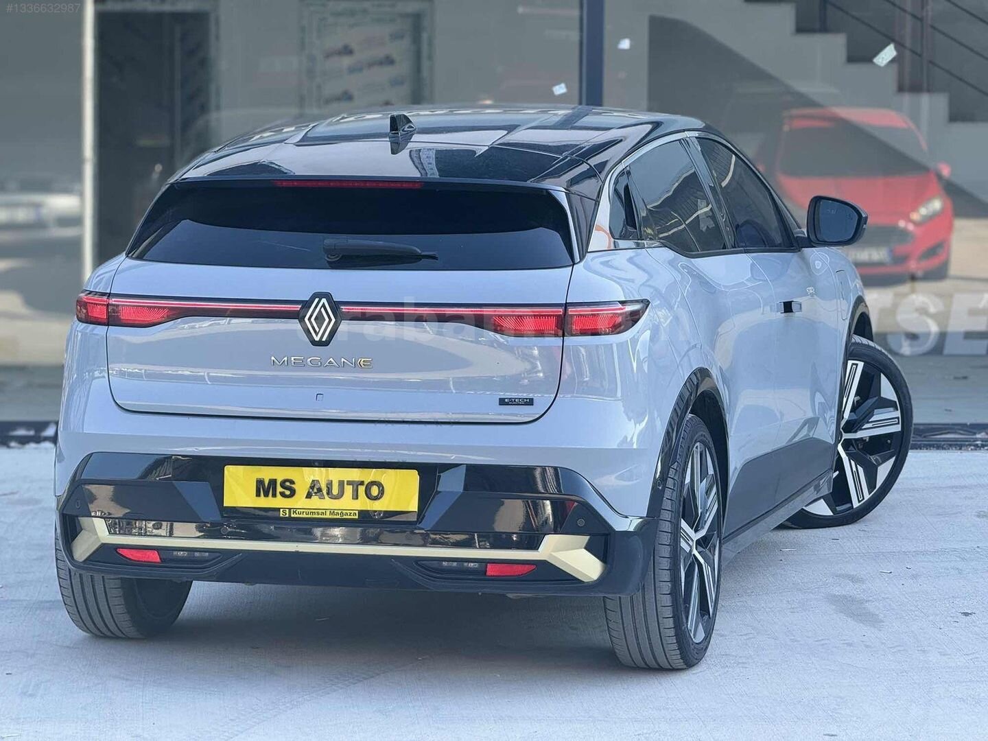 Galeriden Renault Megane E-Tech Iconic 2023 Model Osmaniye 75.000 km Gri 4