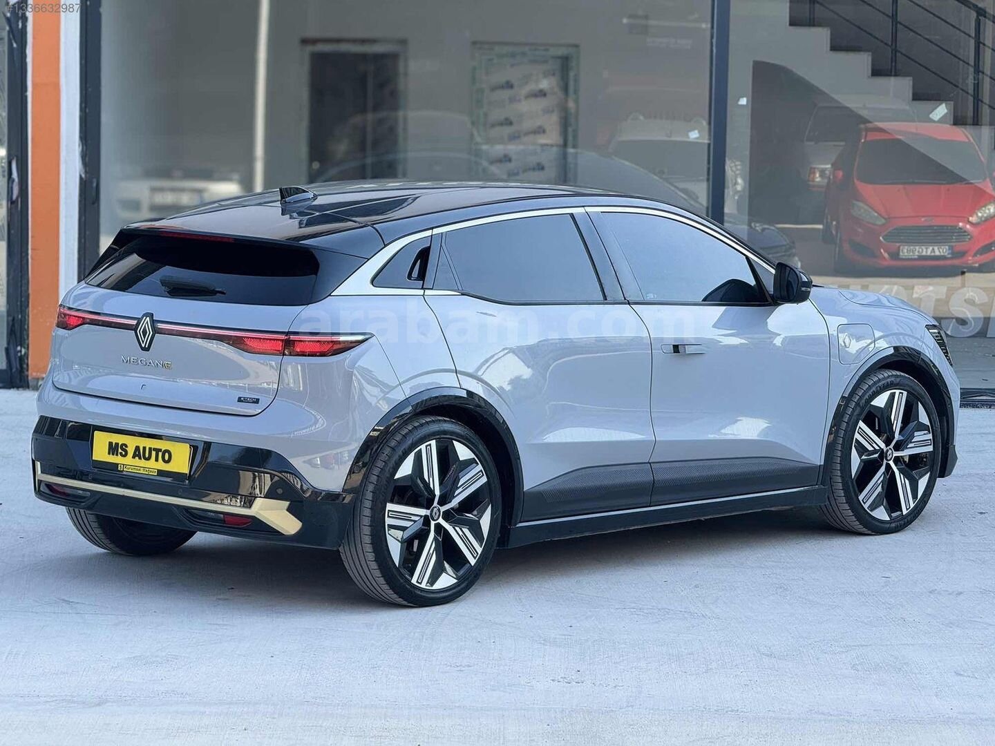 Galeriden Renault Megane E-Tech Iconic 2023 Model Osmaniye 75.000 km Gri 7