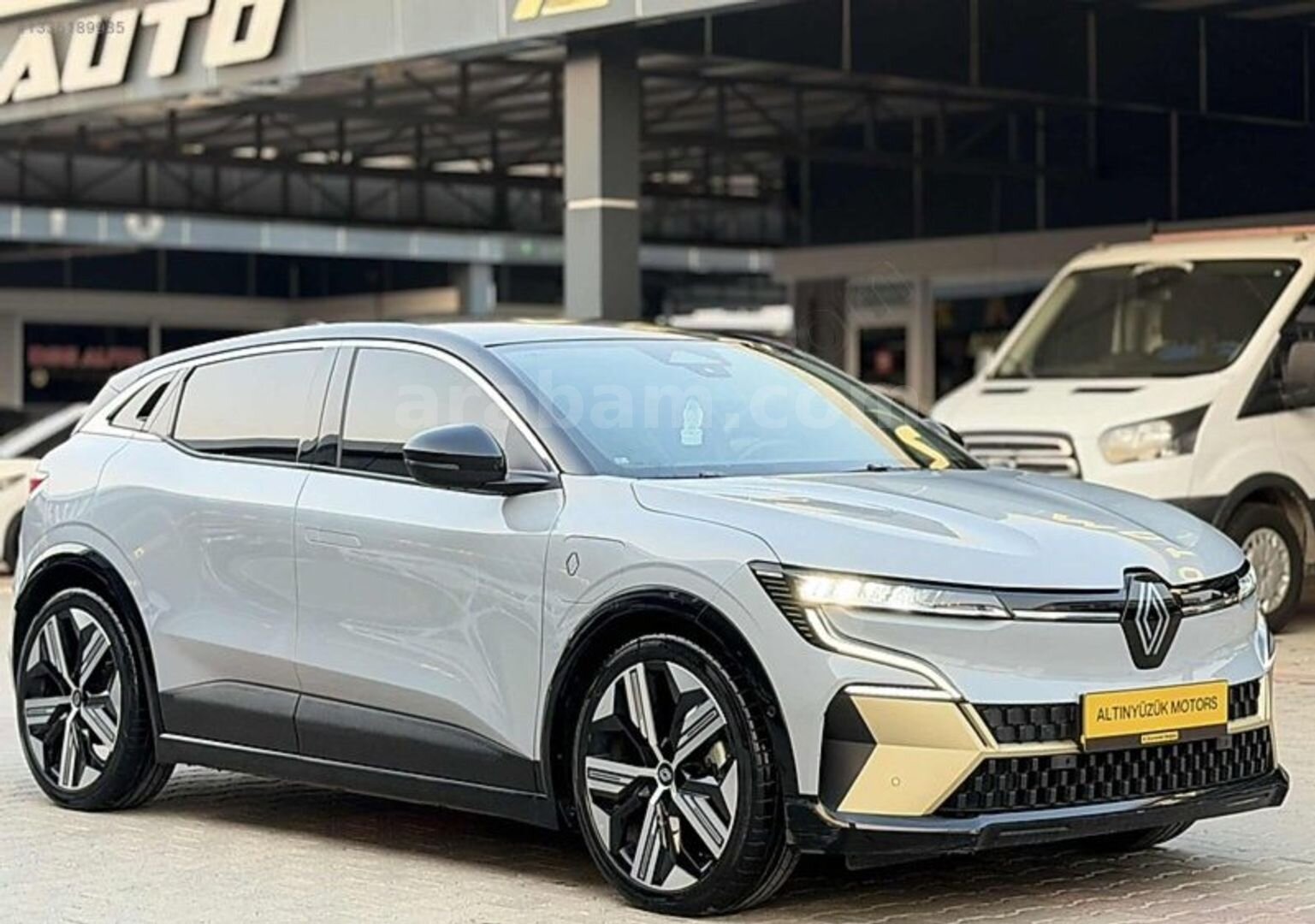Galeriden Renault Megane E-Tech Iconic 2023 Model Adana 108.000 km Gri 4