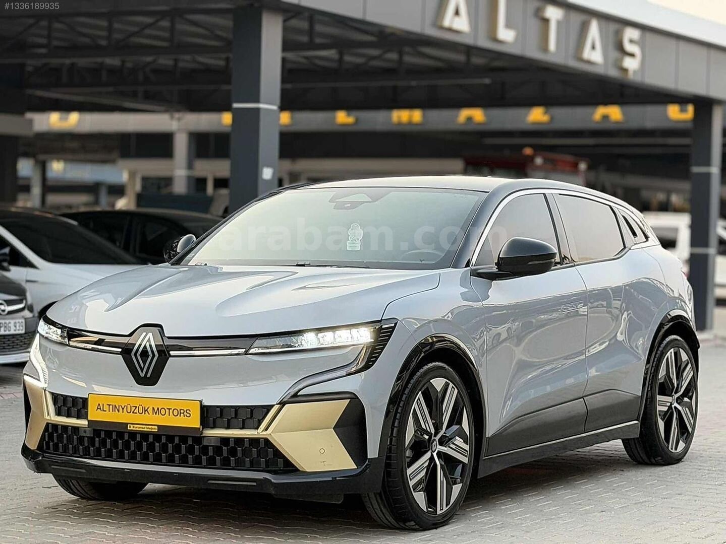 Galeriden Renault Megane E-Tech Iconic 2023 Model Adana 108.000 km Gri 3