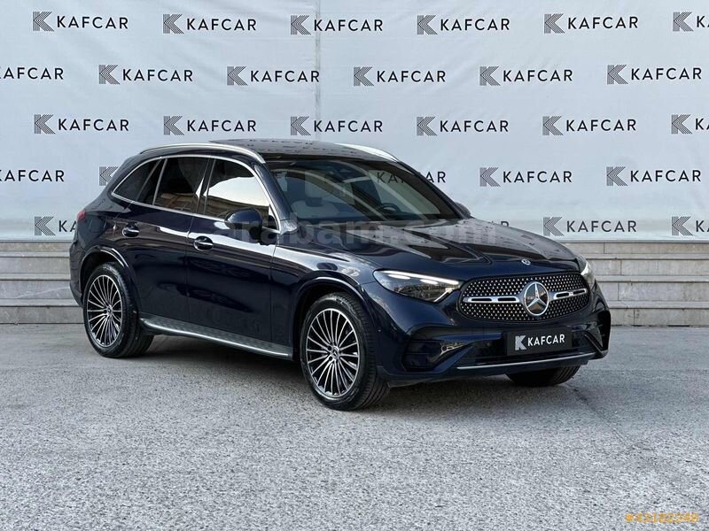 "KAFCAR" 2024 MERCEDES GLC 180 AMG LACİVERT + İÇİ BEYAZ HATASIZ