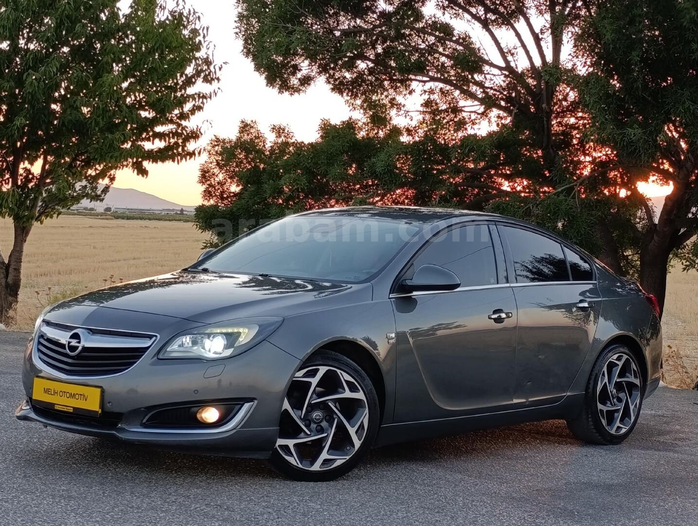 Galeriden Opel Insignia 1.6 CDTI Sport 2016 Model Konya 187.000 km Kahverengi 5