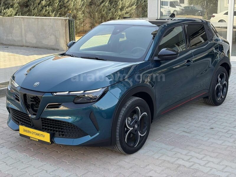 2025 ALFA ROMEO JUNIOR IBRADA SPECIALE HATASIZ BOYASIZ TRAMERSİZ 5