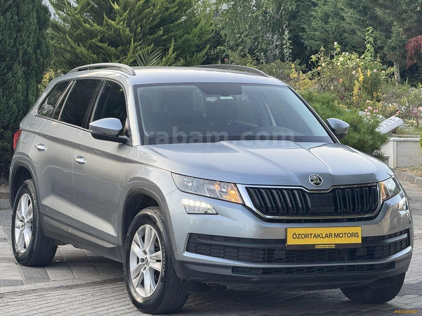 ÖZORTAKLAR'DAN 2018 SKODA KODİAQ OTOMATİK BAKIMLI MASRAFSIZ 1