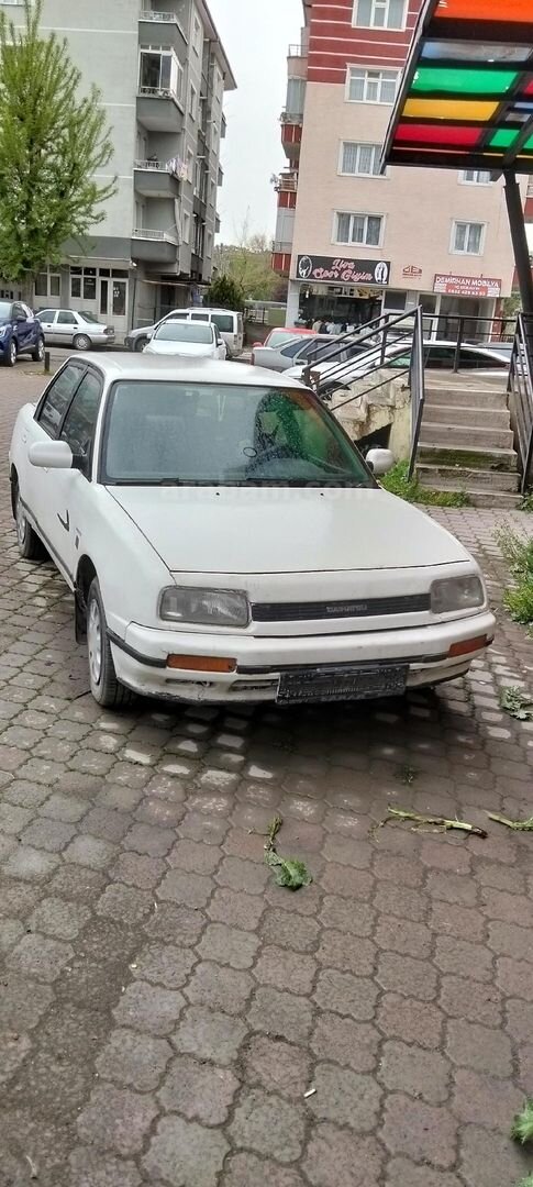 Sahibinden Daihatsu Applause 1.6 Li 1991 Model Ankara 290.000 km Beyaz 5