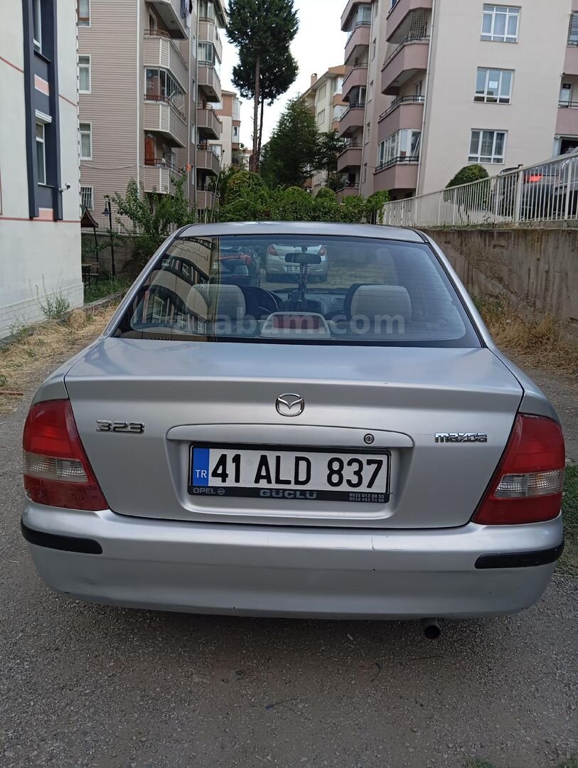 Sahibinden Mazda 323 1.5 GLX 2000 Model 4
