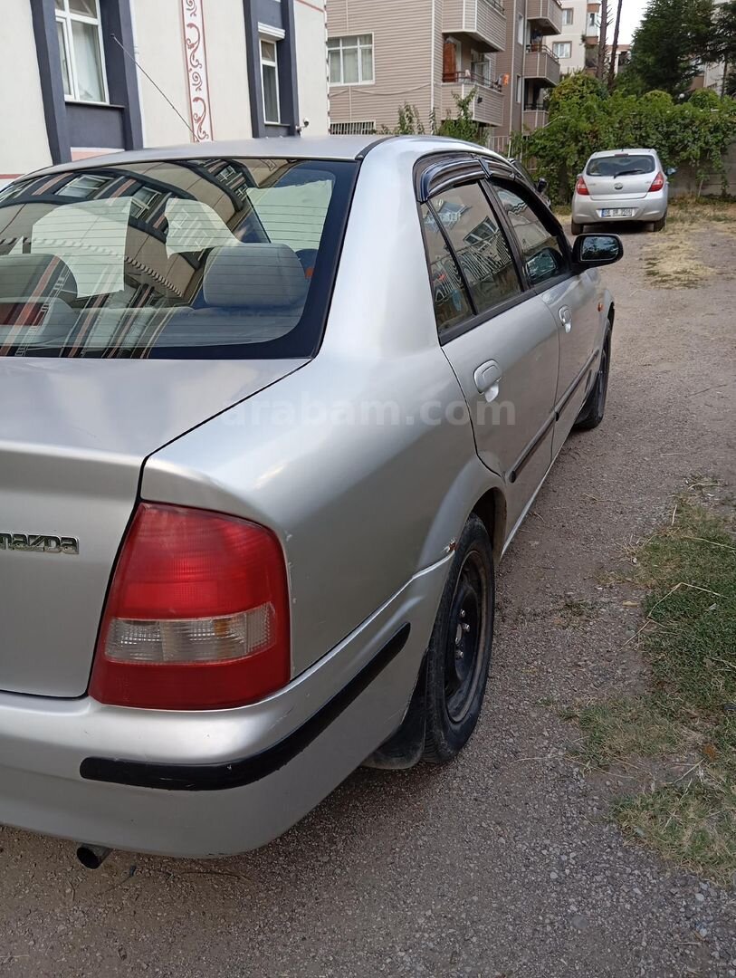 Sahibinden Mazda 323 1.5 GLX 2000 Model 3