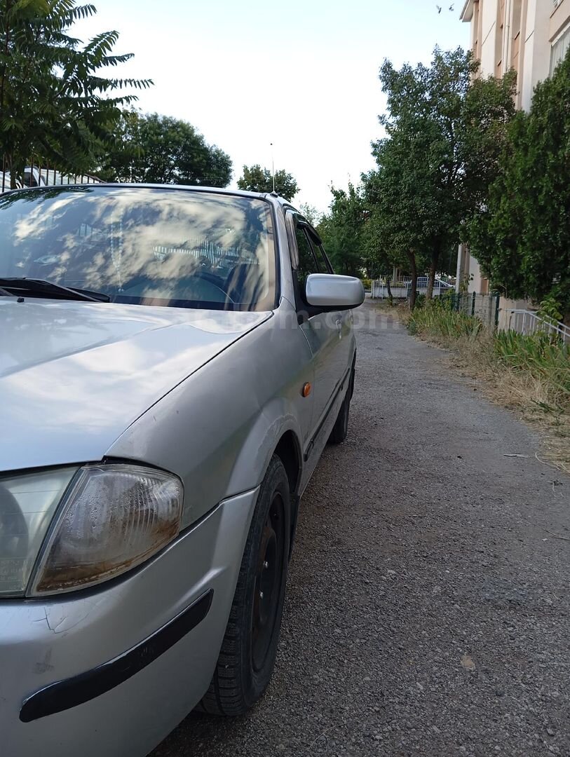 Sahibinden Mazda 323 1.5 GLX 2000 Model 2