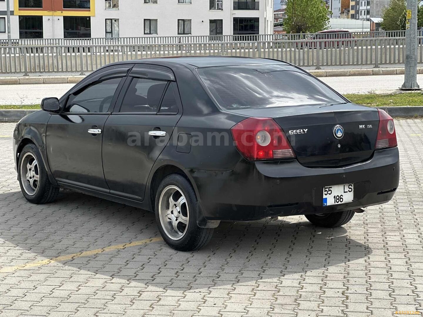 Galeriden Geely Familia 1.5 Comfort 2011 Model Amasya 196.000 km Siyah 5