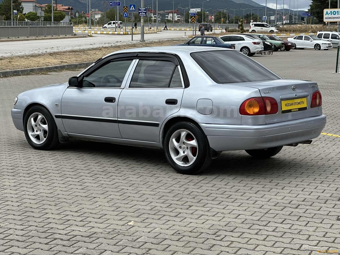 2000 model Toyota Corolla 1.6 otm vites 6