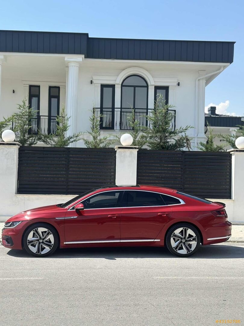 Galeriden Volkswagen Arteon 1.5 TSI R Line 2017 Model Konya 160.000 km Kırmızı 7