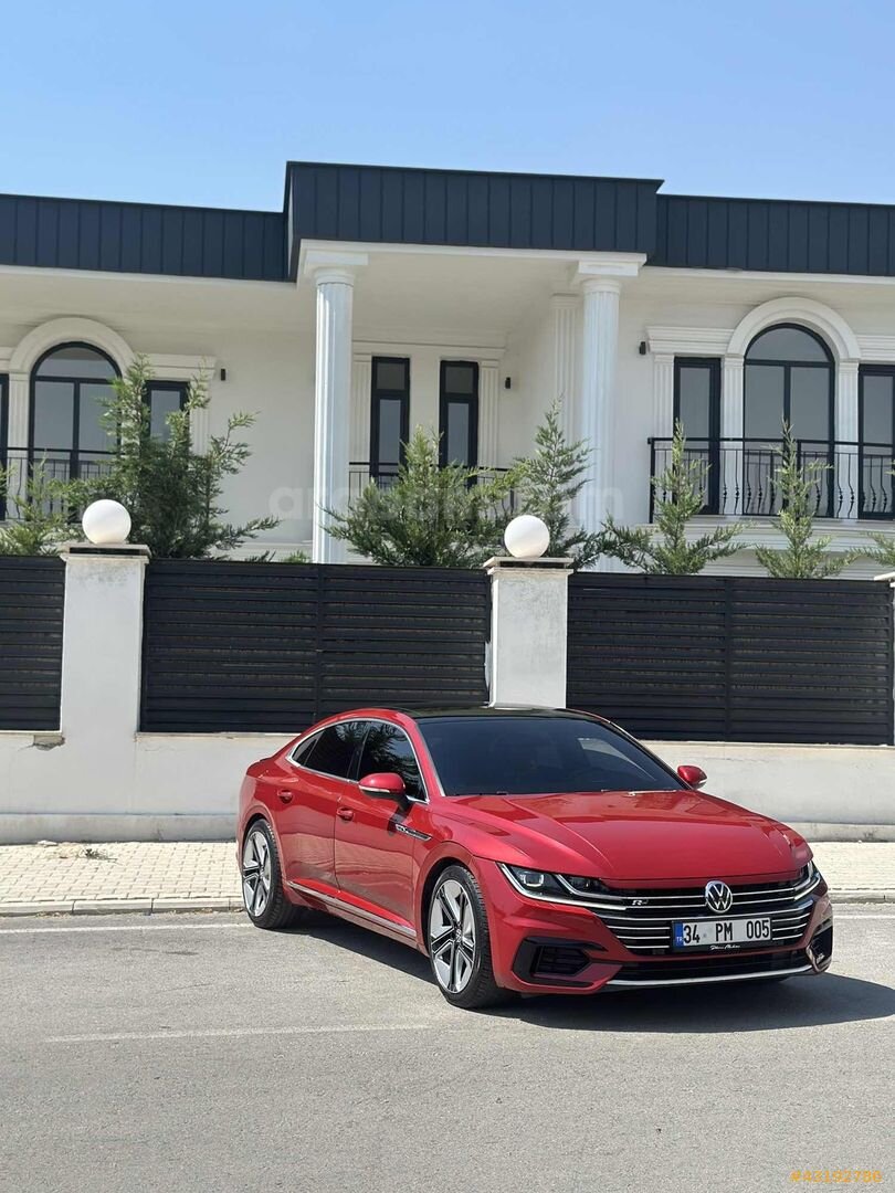 Galeriden Volkswagen Arteon 1.5 TSI R Line 2017 Model Konya 160.000 km Kırmızı 2