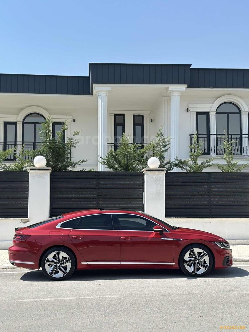 Galeriden Volkswagen Arteon 1.5 TSI R Line 2017 Model Konya 160.000 km Kırmızı 3