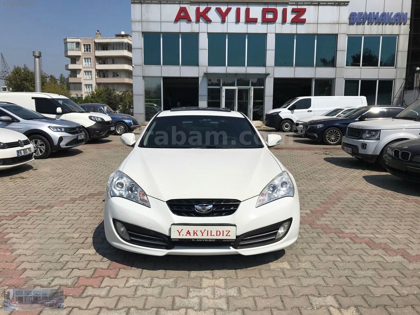 Galeriden Hyundai Genesis 2.0L TCI 2011 Model Bursa 188.000 km Beyaz 1