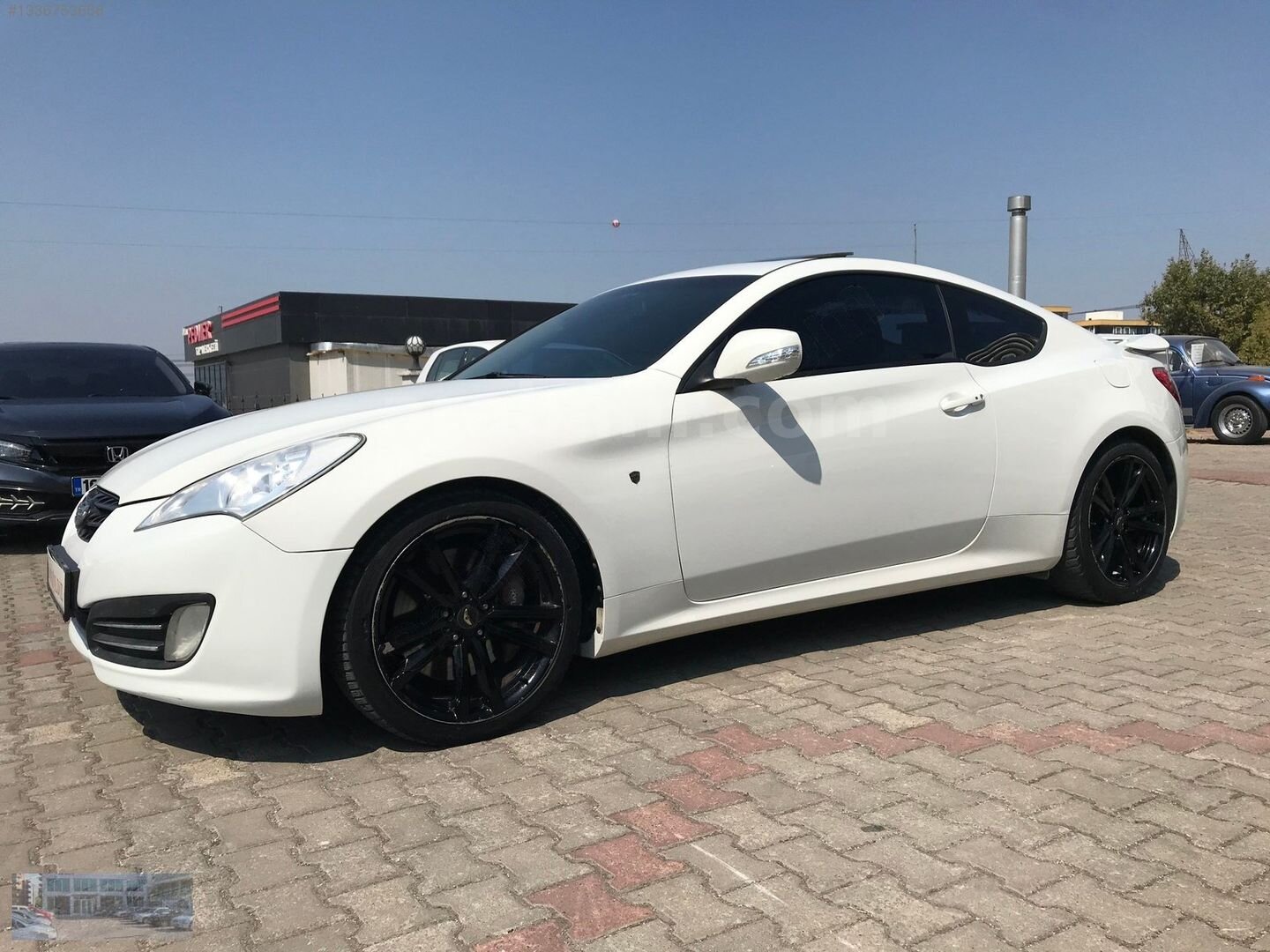 Galeriden Hyundai Genesis 2.0L TCI 2011 Model Bursa 188.000 km Beyaz 4