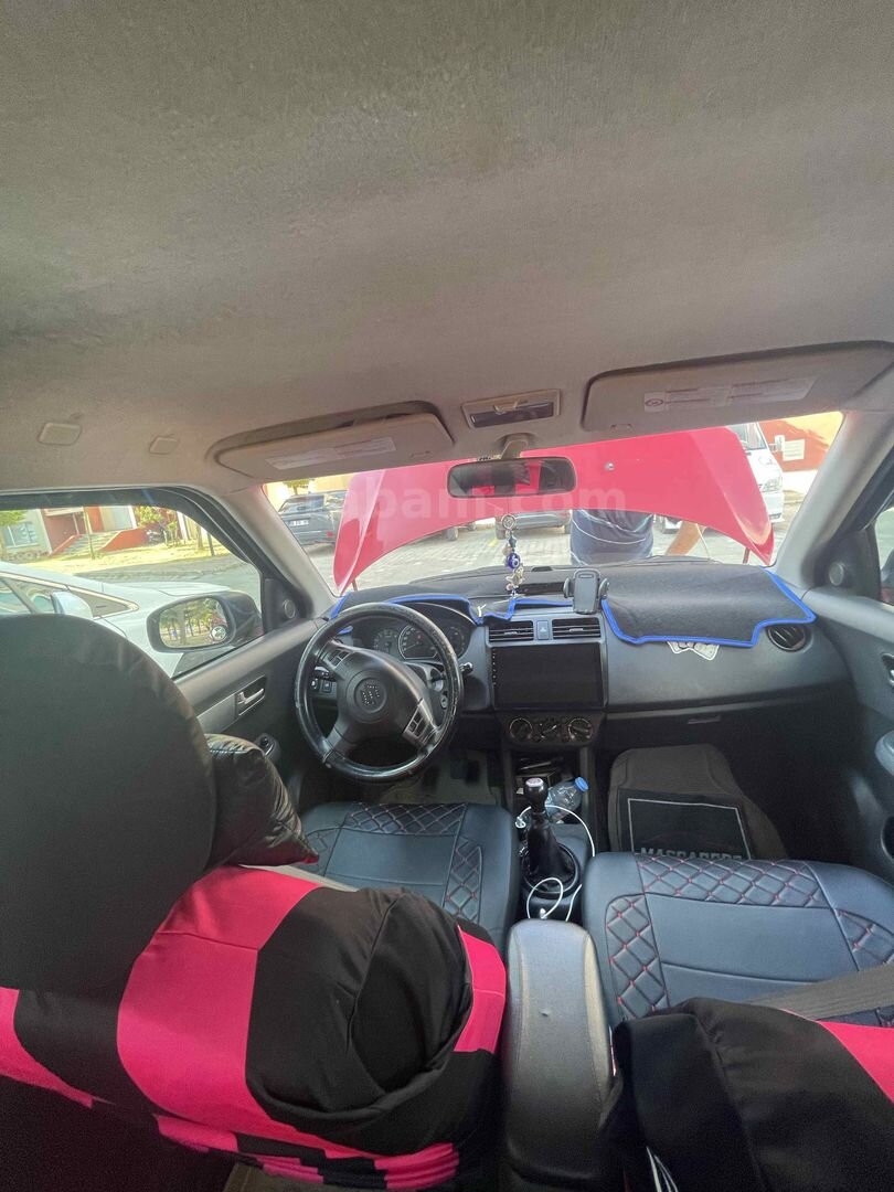 Sahibinden Suzuki Swift 1.3 MT 2006 Model 2