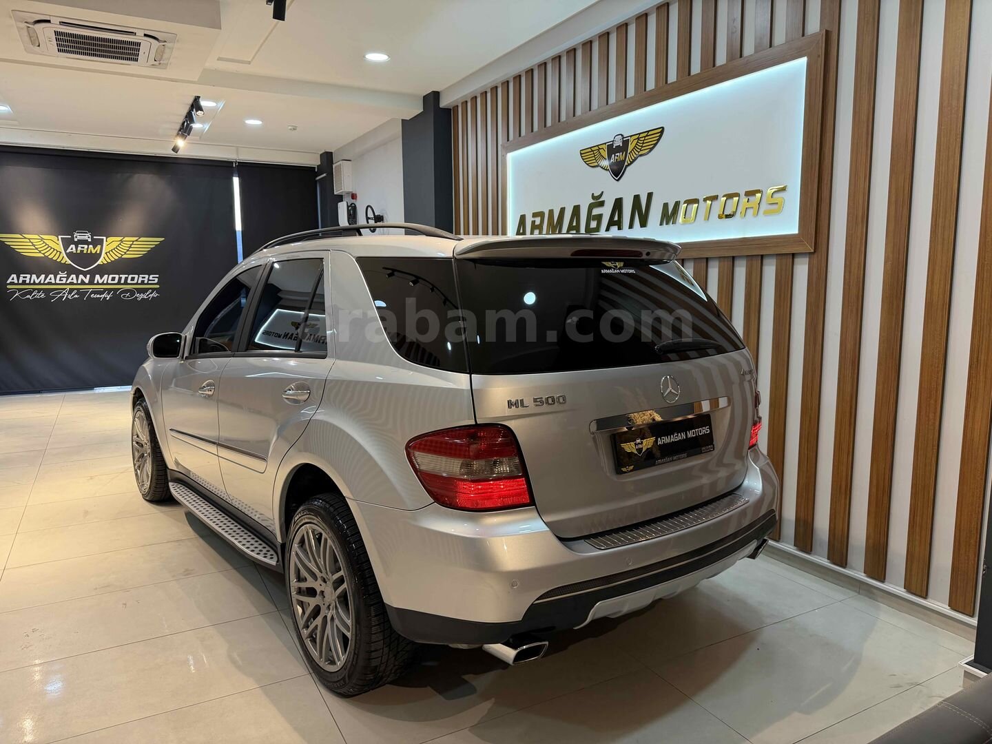 ARMAĞAN MOTORS'dan TR'de TEK ORJ MERCEDES ML500 AMG+BRABUS JANT 5