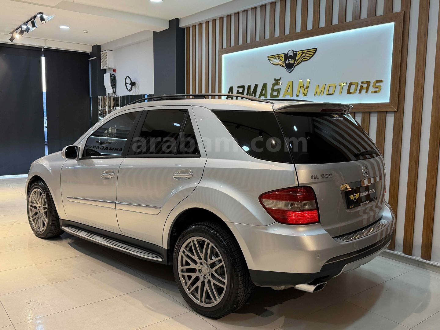 ARMAĞAN MOTORS'dan TR'de TEK ORJ MERCEDES ML500 AMG+BRABUS JANT 6