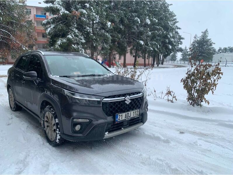 Sahibinden Suzuki S-Cross 1.4 Hybrit Allgrip GL Elegance 2022 Model