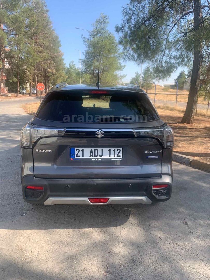 Sahibinden Suzuki S-Cross 1.4 Hybrit Allgrip GL Elegance 2022 Model 5